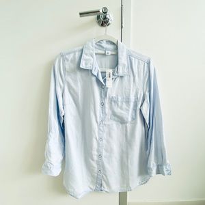 NWT Old Navy Chambray Shirt - Light Blue